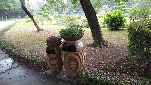  汕頭玻璃鋼花盆垃圾桶，點(diǎn)綴公園好環(huán)境。